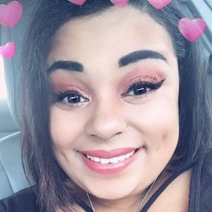 Meet your Posher, Lela